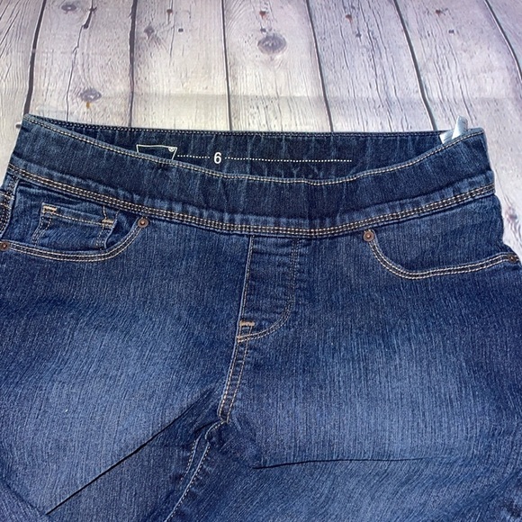 Levi's women's pull on leggings dark denim Sz6S (short) - Picture 3 of 8